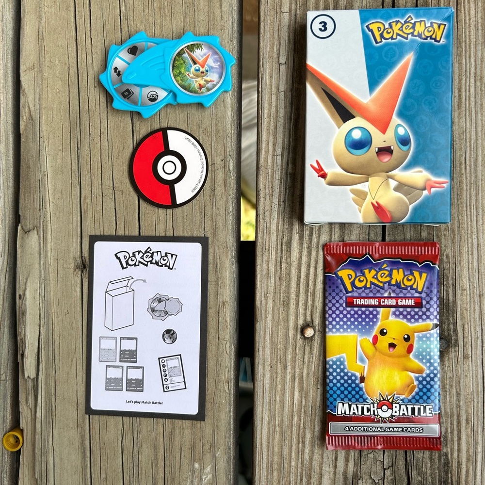 McDonald’s Pokémon #3 Light Blue Victini Battle Spinner Game with Cards
